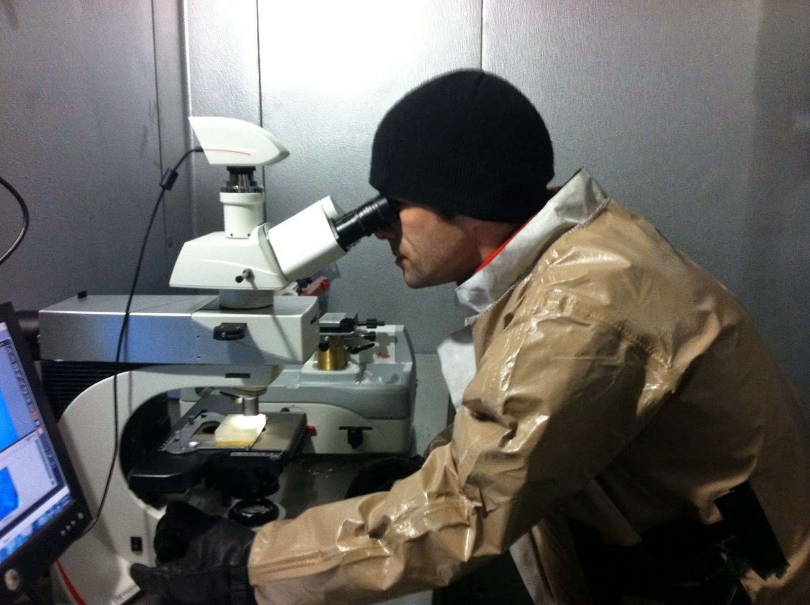Mike Nielson quantifies grain growth in ice using the cold room microscope (2014).