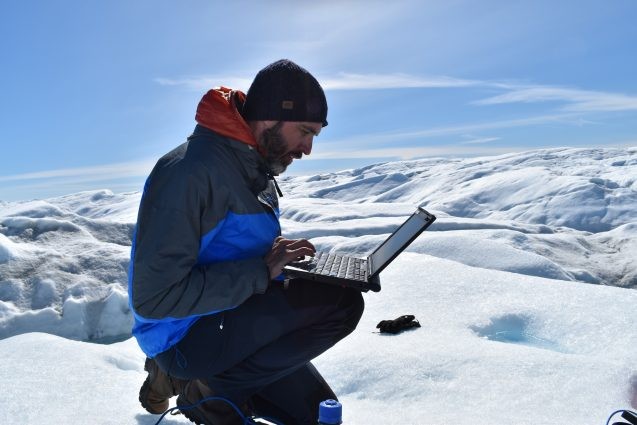 treading shrinking ice