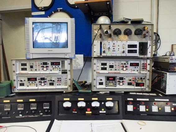 The console that the Rock Mechanics team uses to adjust the Triaxial Deformation Apparatus.