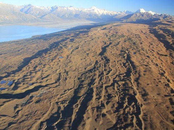 Formerly glaciated ground near Lake Pukaki, New Zealand, seen from a helicopter. Credit: Aaron Putnam