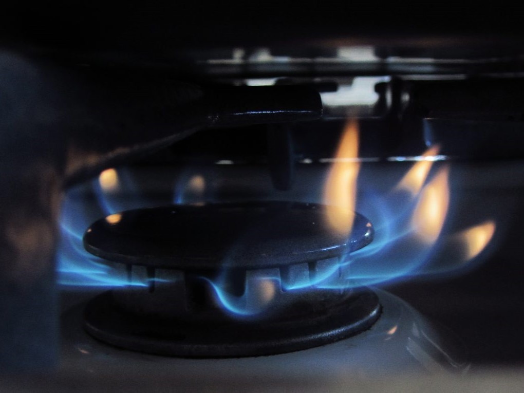 Burner on gas stove. Credit: Ivan Radic via Wikimedia Commons
