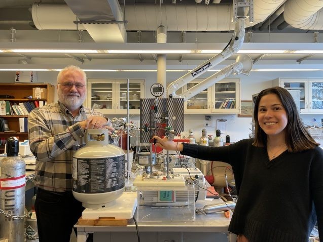 Martin Stute and Grace Brown are studying the process of turning CO2 to stone.