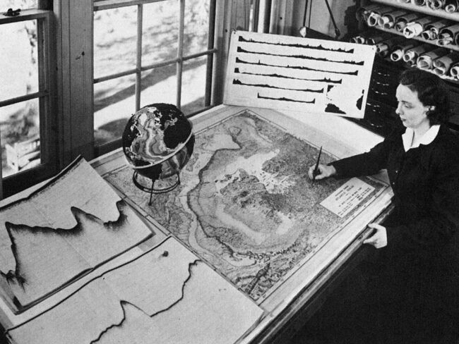 Marie Tharp in the early 1950s with one of her maps