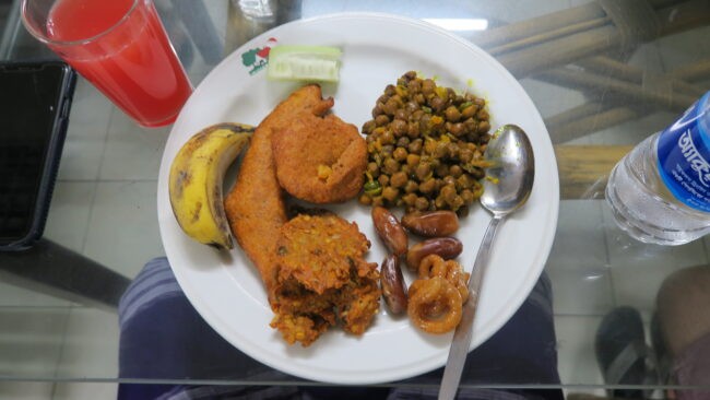 1.8Iftar 1 650x366.jpg