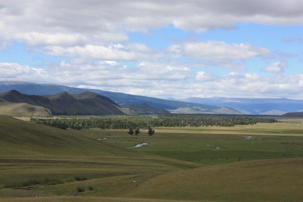 06 Mongolian landscape 600x400.jpg