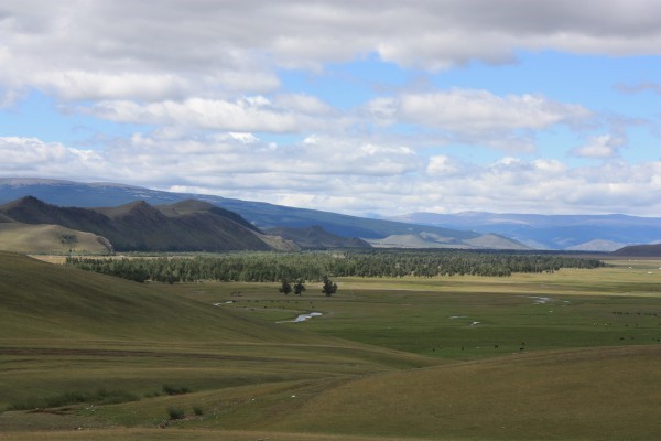 06 Mongolian landscape 600x400.jpg