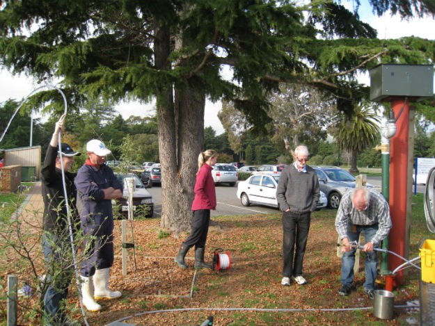 Collecting samples was not always trivial â configuring connections and ensuring adequate pressure in the tubing was necessary to make sure samples were collected without including any air. Alan6-625