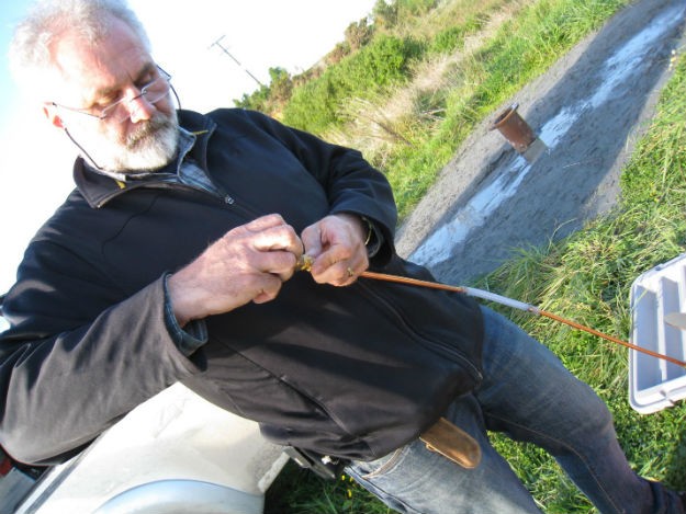 For wells where a pump or artesian flow werenât available, samples were collected in situ by lowering pressurized tubes into the well and removing pressure to collect water at depth. Alan8-625