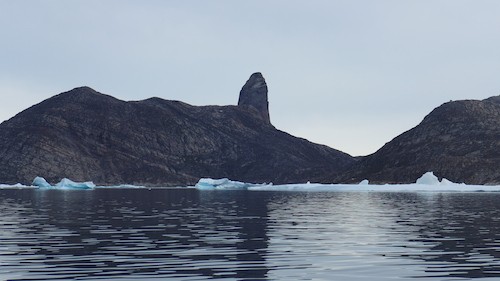 Kullorsuaq's thumb is a beacon when on the water. (Photo M. Turrin)