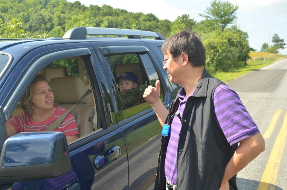 A lot of people around here donât want to talk to researchers. But this motorist, who stopped to chat with the scientists when she saw them halted by the roadside, ended up offering to help find study participants. 15