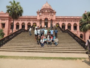Our last group photo on the steps of the Ahsan Manzil in Old Dhaka