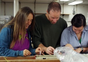 Gisela Winkler (left) in the lab with a colleague and student.