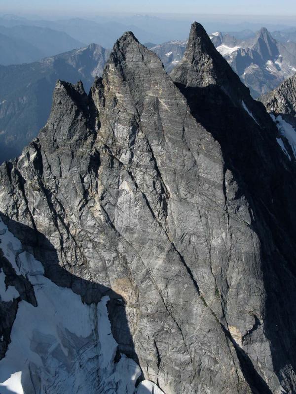 The McMillan Spires in North Cascades National Park have metamorphic rocks known as granulites that have equilibrated at pressure and temperature conditions typical of continental lower crust. Photo: John Scurlock/Jagged Ridge Imaging.