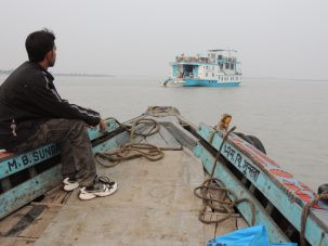 Heading back to the Bawali on the country boat after a successful day on the Polder (embanked island).