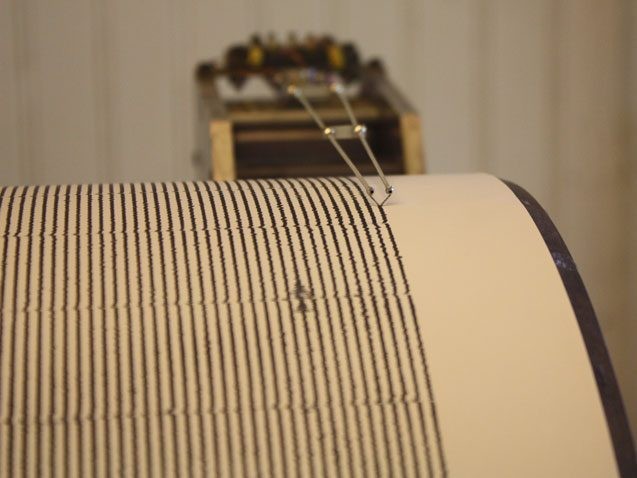 seismograph could record hurricane intensity