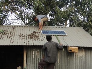 7Samroof 303x227.jpg