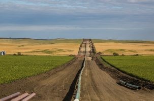 Dakota Access Oil Pipeline North Dakota 29357938502 303x198.jpg
