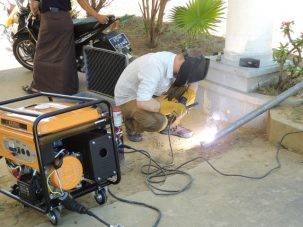Keithwelding 303x227.jpg