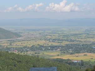 3KabawValley 303x227.jpg
