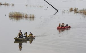 FEMA38337   Rescue teams search for residents in Texas 303x187.jpg