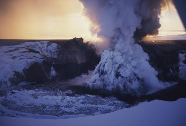 grimsvotn eruption close up