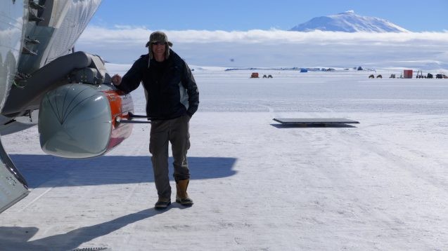 frearson standing next to plane with icepod attached