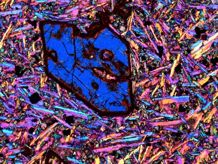 Experimental Petrology image. Credit: EarthChem