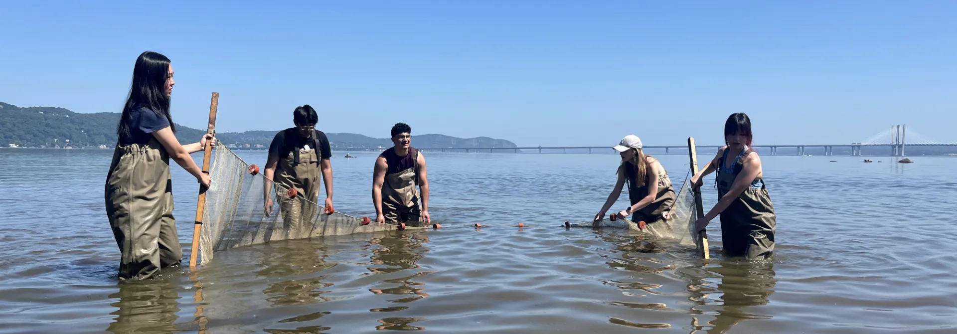 Next Gen interns seining off of Piermont Pier