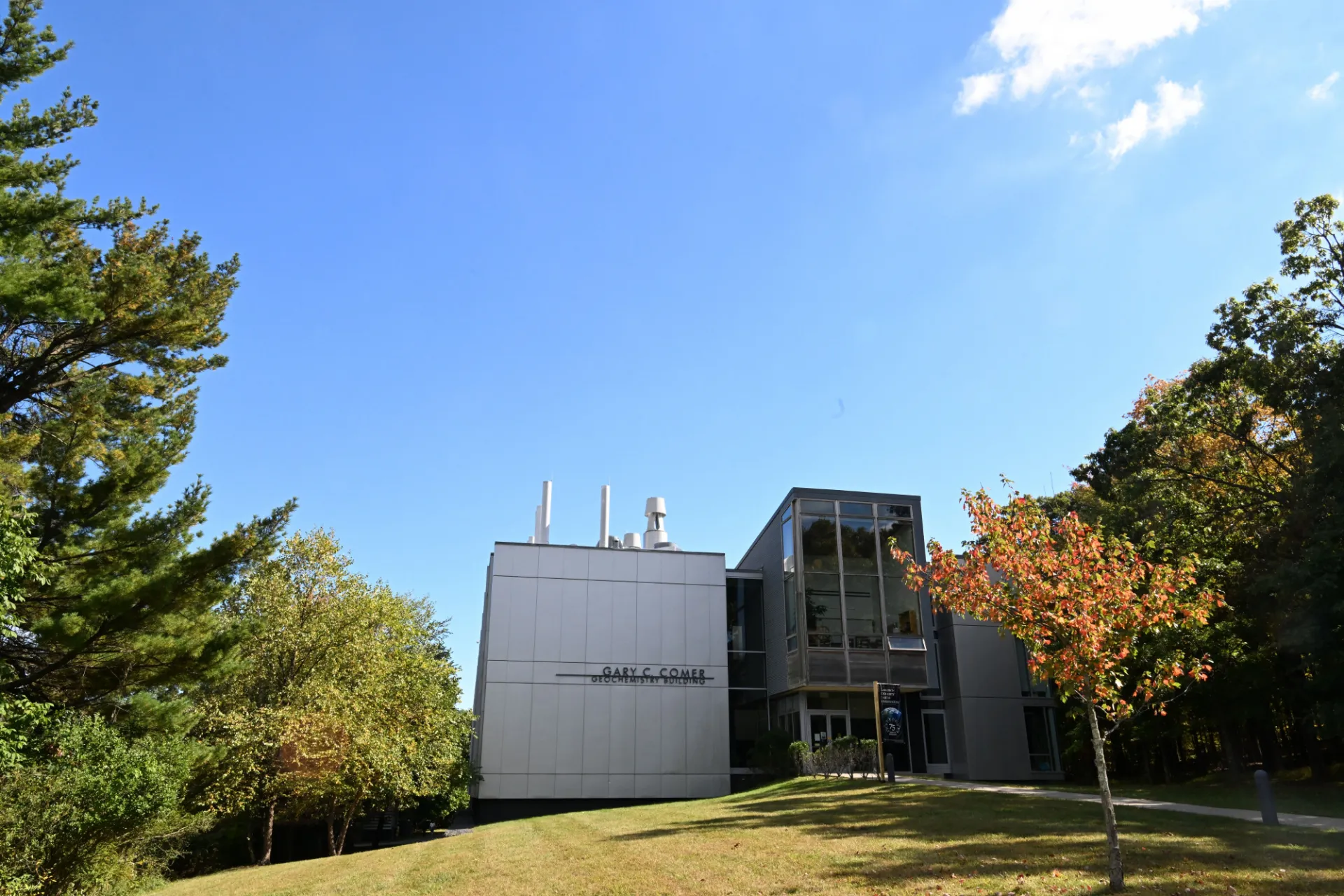 Comer Building. Credit: Eileen Barroso