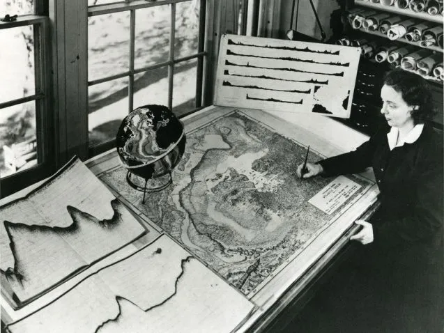 Marie Tharp in early1950s. Credit: Lamont-Doherty Earth Observatory and the estate of Marie Tharp