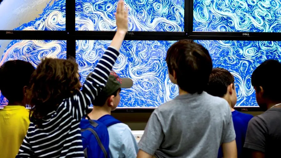 Students in Front of Visualization Wall at Lamont Core Repository
