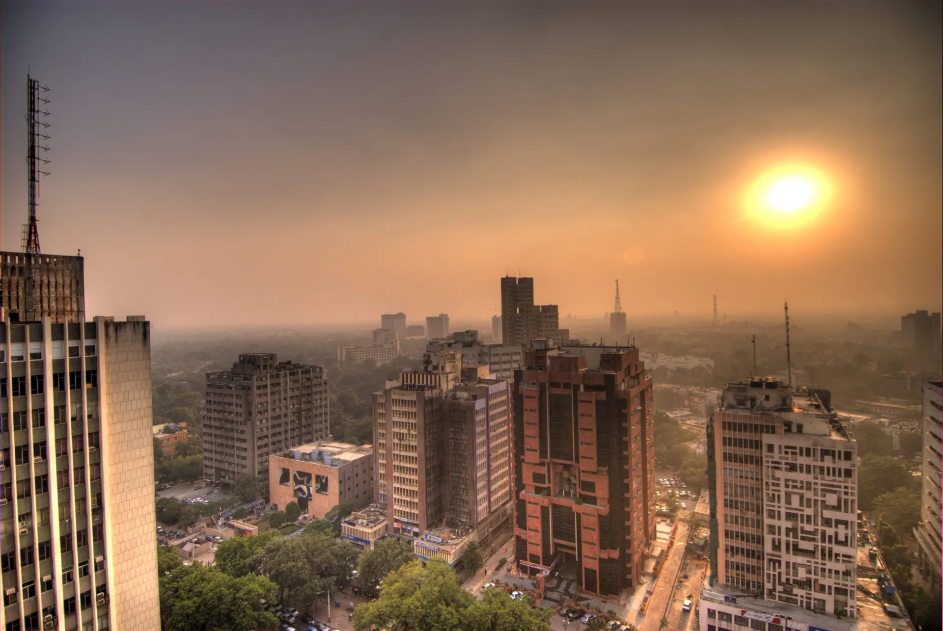 unraveling the interconnections between air pollutants and climate change