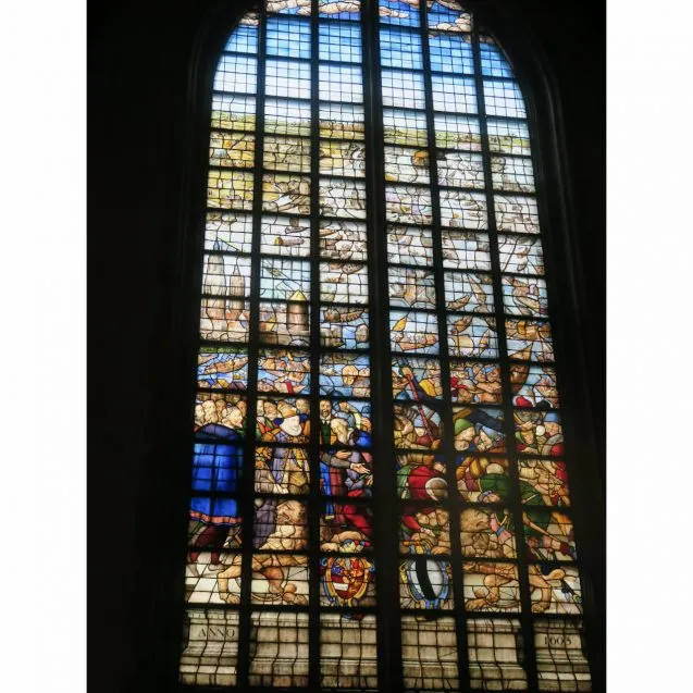 12IMG 5531window 1 637x637.jpeg