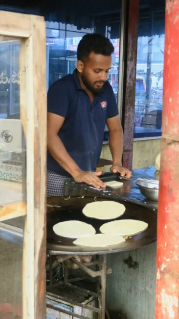 1.5Paratha 1 366x650.jpeg