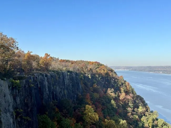Palisades and Hudson near LDEO (Andrew Fagerheim, Columbia Engineering)