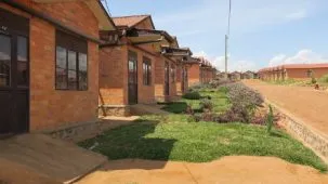 Rweru 303x170.jpg