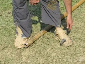 mud 300x225.jpg