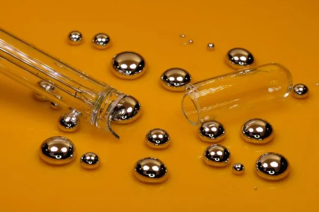 liquid mercury 1 650x433.jpg