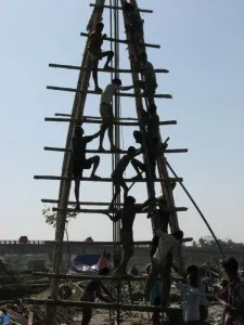 pipelift 225x300.jpg