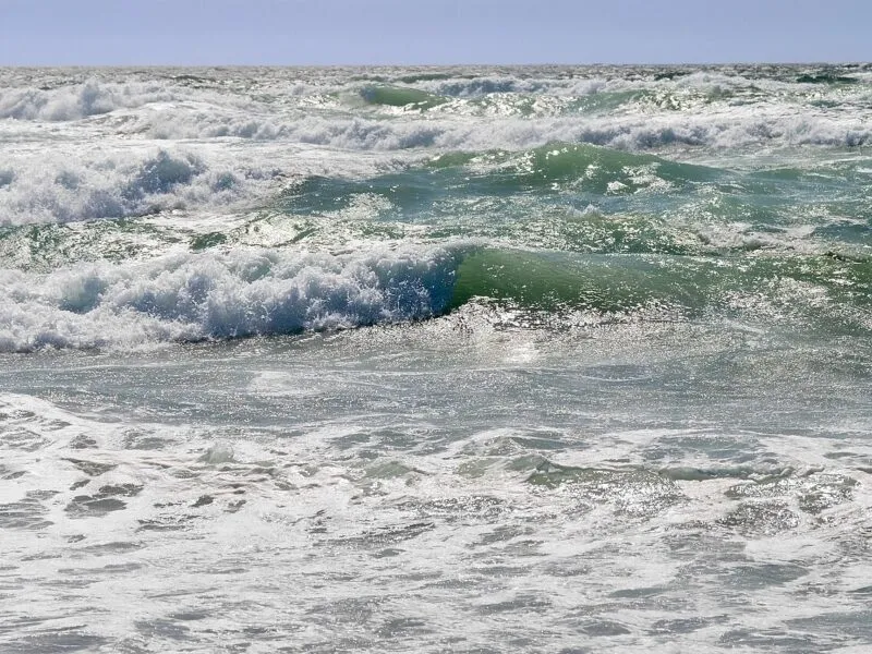 Ocean Waves 2 800x600.jpg
