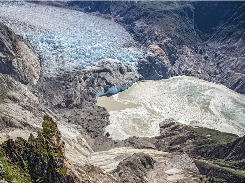 Tracy Arm Fjord Tsunami 800x600.jpg
