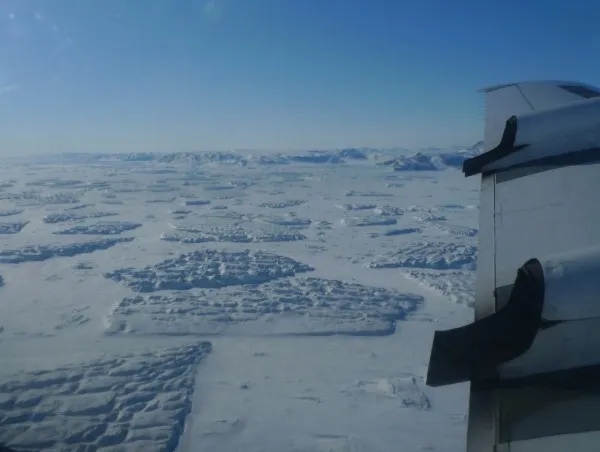 crevassed ice new calved 600x452.jpg