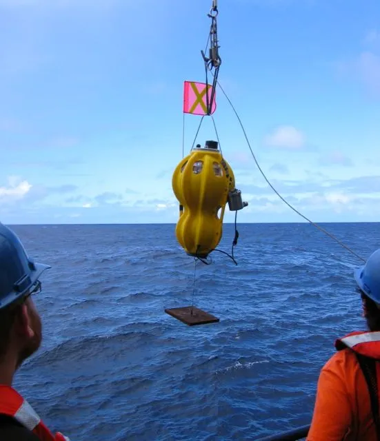 Whoi Deploy 3.jpg