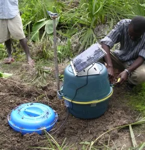 Retrieving seismic equipment