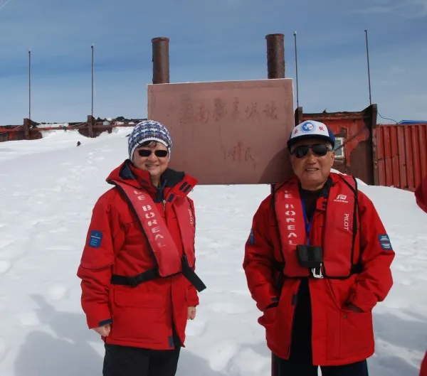Xiaojun Yuan and Director Yang, the first wintering over director at The Great Wall Station. 