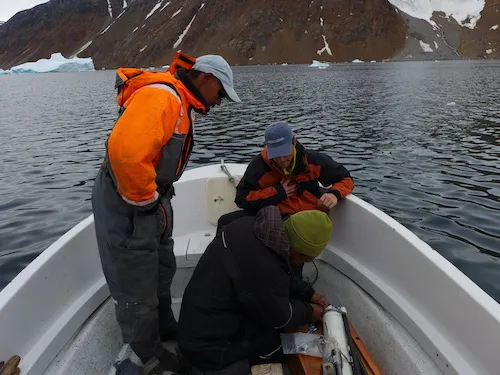 Preparing the CTD - L-R Gabriel Petersen, Dave Porter, Magnus Petersen. (Photo M. Turrin)