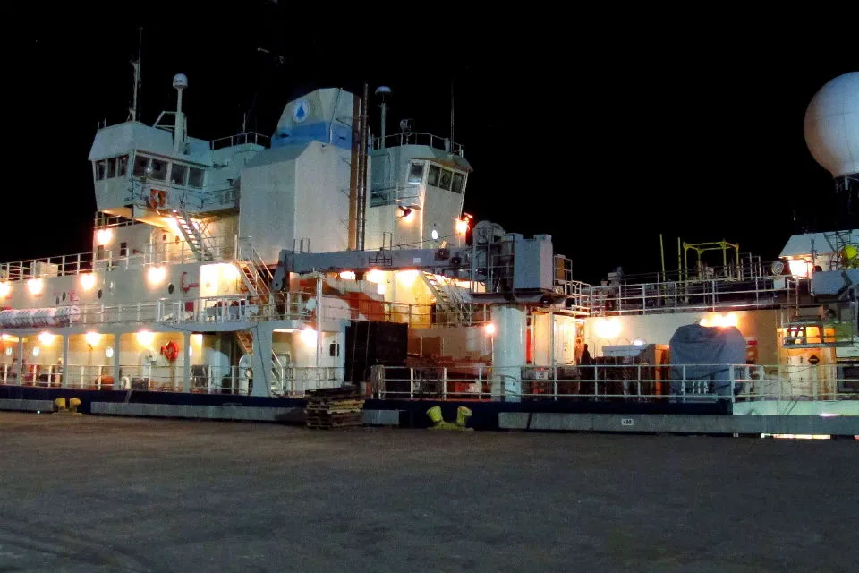 Atlantis_at_night 960