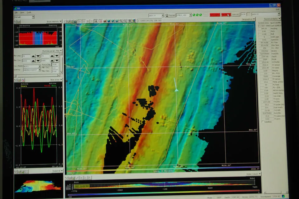 screen_with_map 960