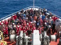 361 0123 Expedition 361 Crew All 200x150.jpg