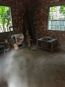 A government tubewell installed inside a private house, 2015. Photo: © 2015 Richard Pearshouse/Human Rights Watch 